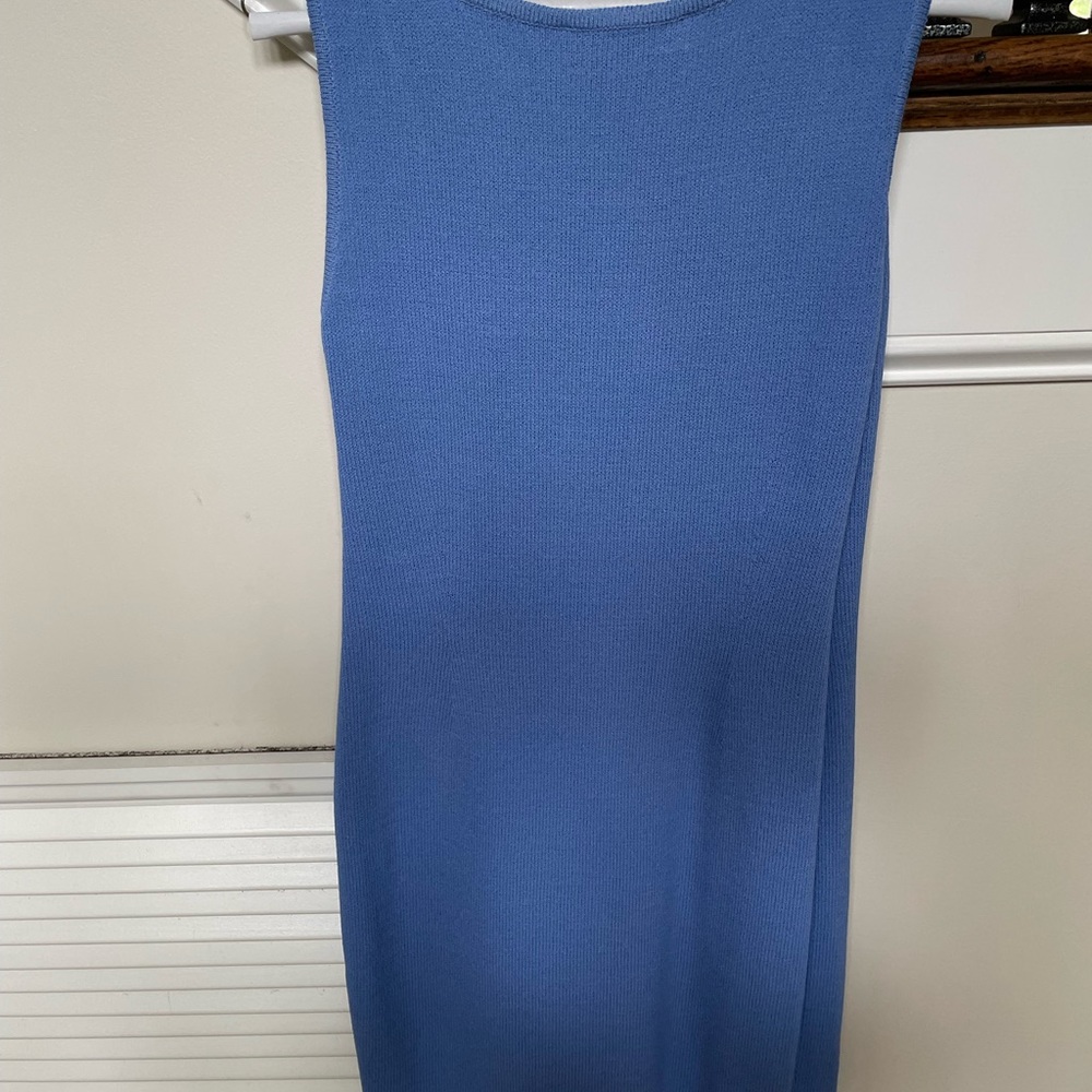 ST JOHN Sleeveless Sweater dress - Picture 2 of 7